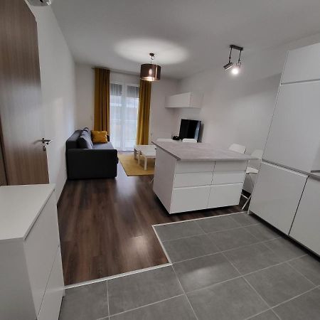 Sdp Marina Apartment Budapest Eksteriør billede