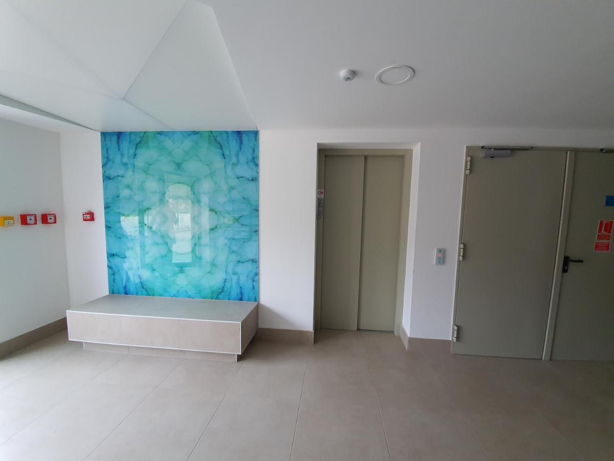 Sdp Marina Apartment Budapest Eksteriør billede