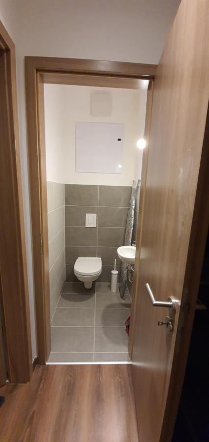 Sdp Marina Apartment Budapest Eksteriør billede
