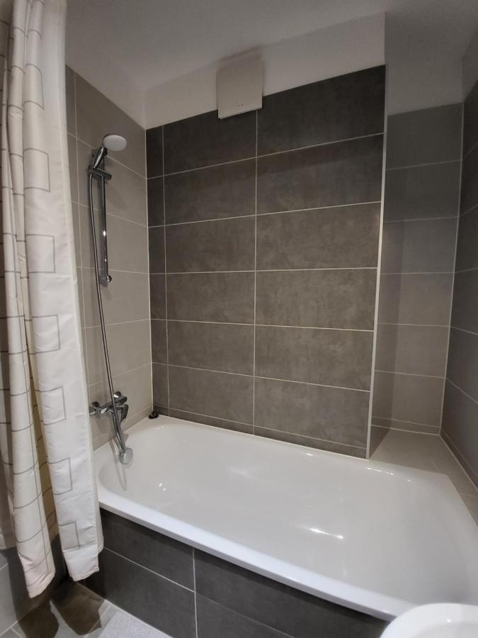 Sdp Marina Apartment Budapest Eksteriør billede